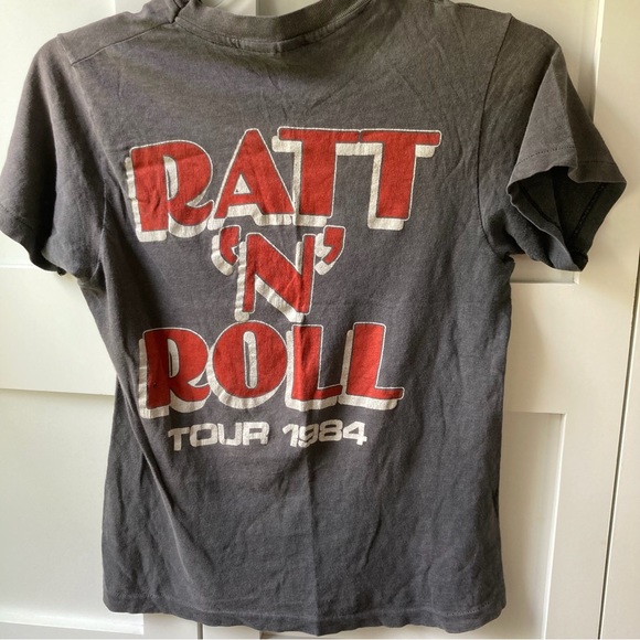 vintage 1989 Ratt Graphic Tee - Black. - Picture 2 of 8